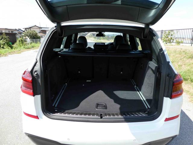 滋賀県中古車　BMW X3 xDrive20d Mスポーツ