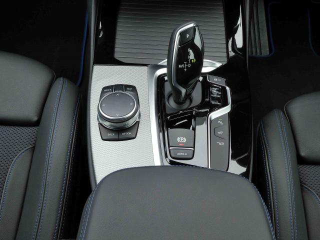 滋賀県中古車　BMW X3 xDrive20d Mスポーツ