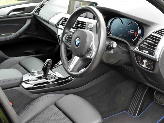 滋賀県中古車　BMW X3 xDrive20d Mスポーツ