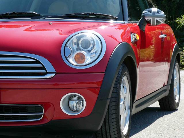 滋賀県中古車　BMW MINI クーパー