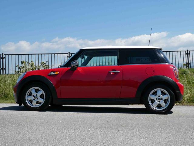 滋賀県中古車　BMW MINI クーパー
