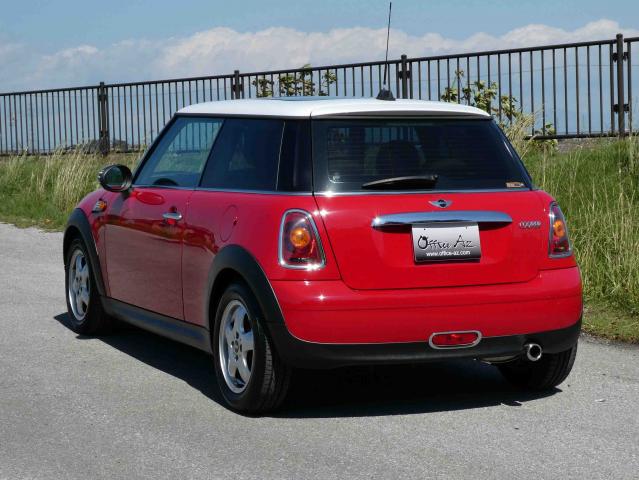 滋賀県中古車　BMW MINI クーパー