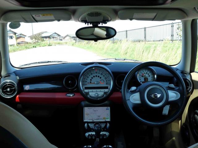 滋賀県中古車　BMW MINI クーパー