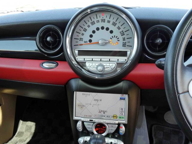 滋賀県中古車　BMW MINI クーパー