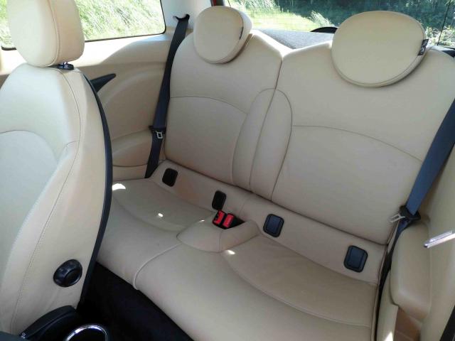滋賀県中古車　BMW MINI クーパー