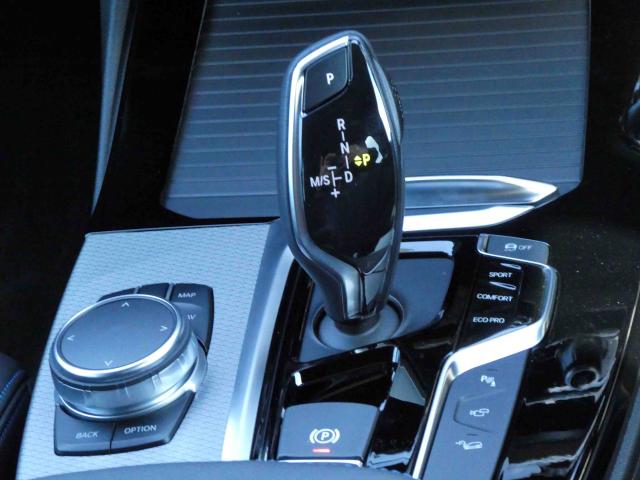 滋賀県中古車　BMW X3 xDrive20d Mスポーツ