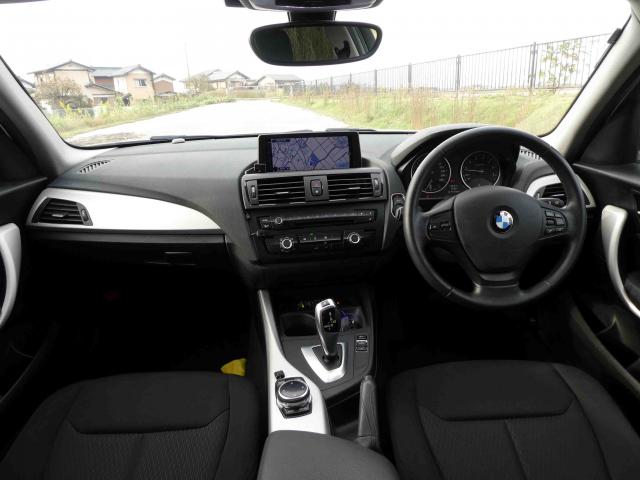 滋賀県中古車　BMW 1シリーズ 116i