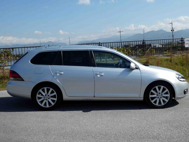 滋賀県中古車　フォルクスワーゲン ゴルフヴァリアント TSIコンフォートラインプレミアムED