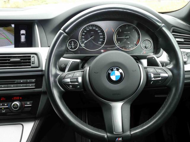 滋賀県中古車　BMW 5シリーズ　ツーリング 523d ツーリングMスポーツ