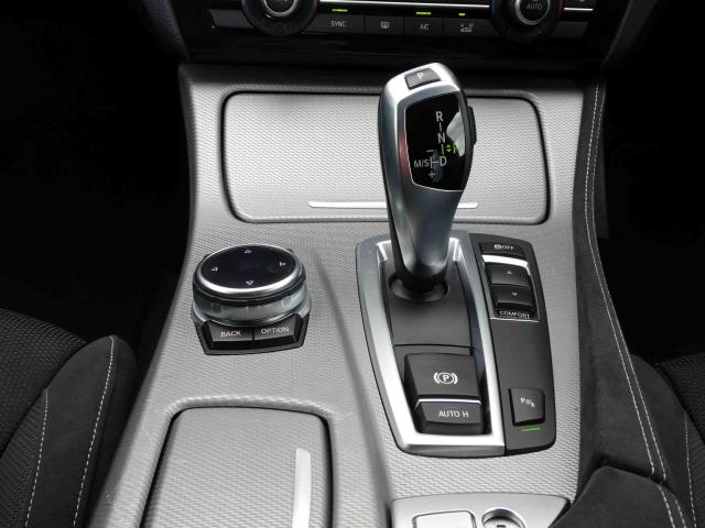 滋賀県中古車　BMW 5シリーズ　ツーリング 523d ツーリングMスポーツ