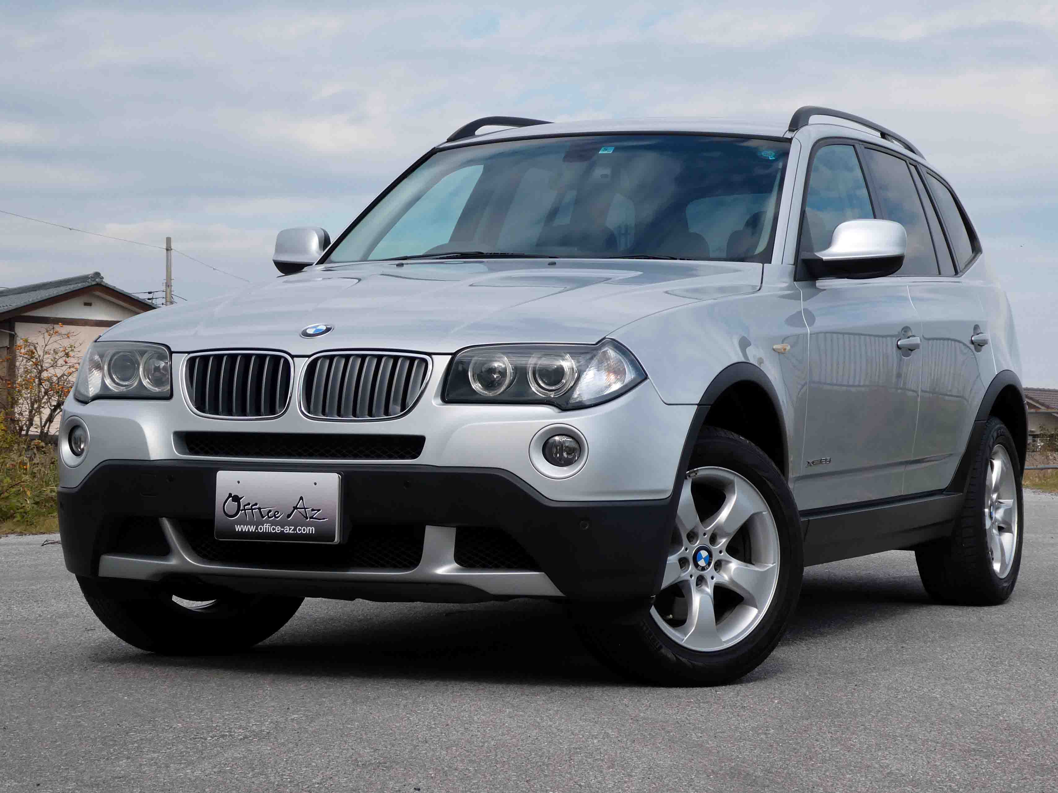 滋賀県中古車　BMW X3 xDrive25i