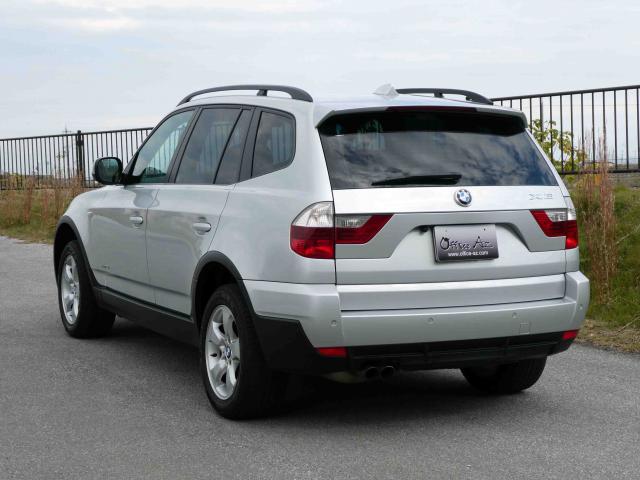 滋賀県中古車　BMW X3 xDrive25i