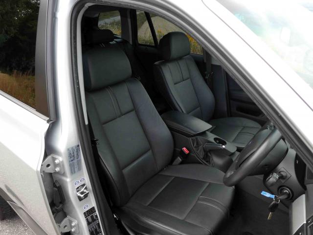 滋賀県中古車　BMW X3 xDrive25i