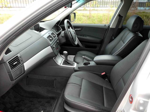 滋賀県中古車　BMW X3 xDrive25i