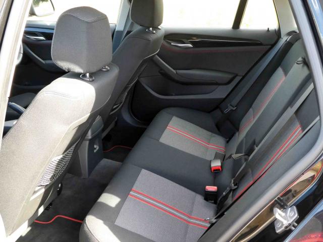 滋賀県中古車　BMW X1 xDrive18i スポーツ