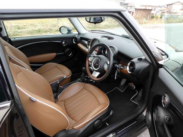 滋賀県中古車　BMW MINI 50メイフィア