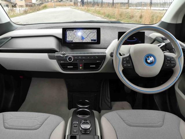 滋賀県中古車　BMW i3 ベースグレード