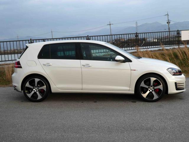 滋賀県中古車　フォルクスワーゲン ゴルフGTI GTI
