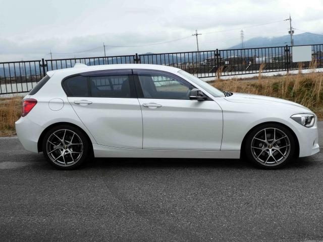 滋賀県中古車　BMW 1シリーズ 116i スタイル
