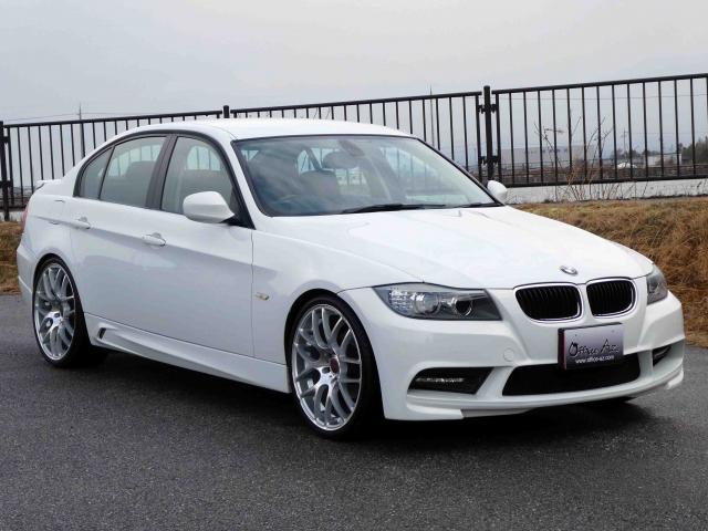 滋賀県中古車　BMW 3シリーズ 320i