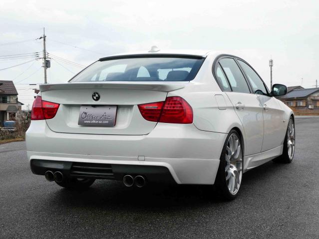 滋賀県中古車　BMW 3シリーズ 320i