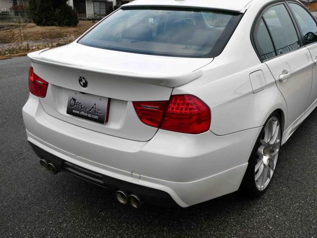 滋賀県中古車　BMW 3シリーズ 320i