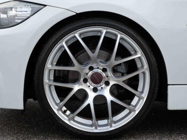 滋賀県中古車　BMW 3シリーズ 320i