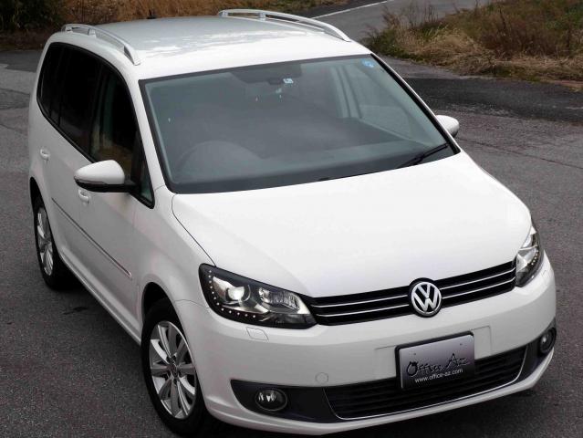 滋賀県中古車　フォルクスワーゲン ゴルフトゥーラン TSI　ハイライン