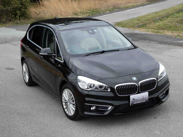 滋賀県中古車　BMW 2シリーズ 218i アクティブツアラー　ラグジュアリー