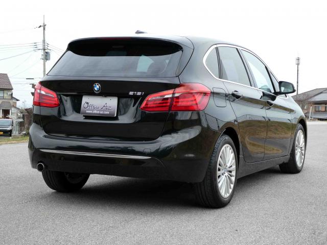 滋賀県中古車　BMW 2シリーズ 218i アクティブツアラー　ラグジュアリー