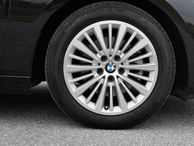 滋賀県中古車　BMW 2シリーズ 218i アクティブツアラー　ラグジュアリー