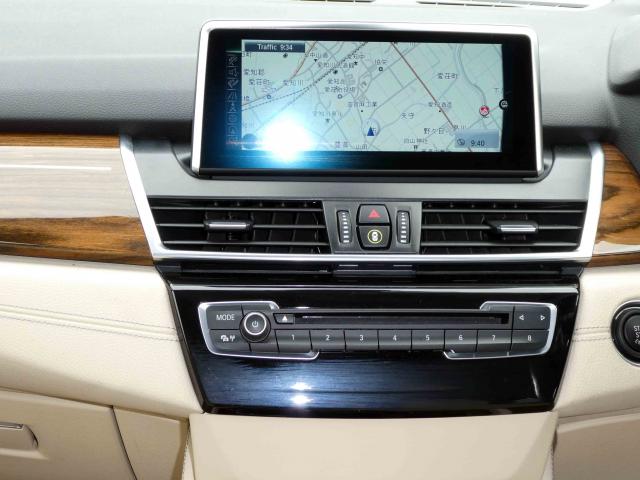 滋賀県中古車　BMW 2シリーズ 218i アクティブツアラー　ラグジュアリー