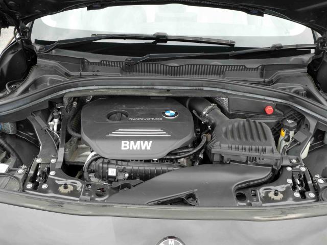 滋賀県中古車　BMW 2シリーズ 218i アクティブツアラー　ラグジュアリー