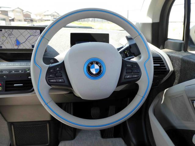 滋賀県中古車　BMW i3 ベースグレード
