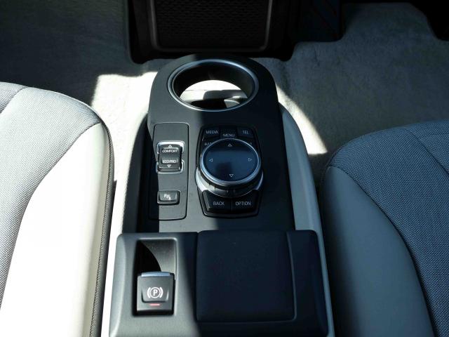 滋賀県中古車　BMW i3 ベースグレード