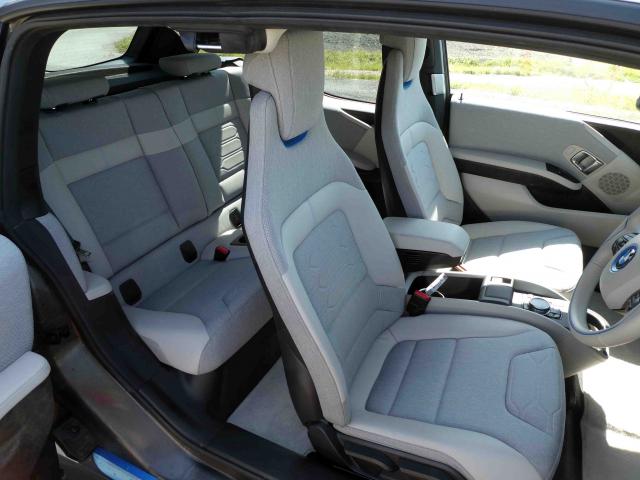 滋賀県中古車　BMW i3 ベースグレード