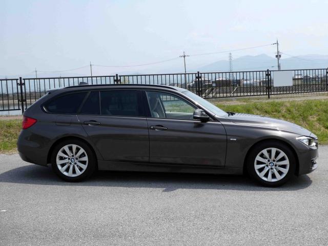 滋賀県中古車　BMW 3シリーズツーリング 320i ツーリングモダン
