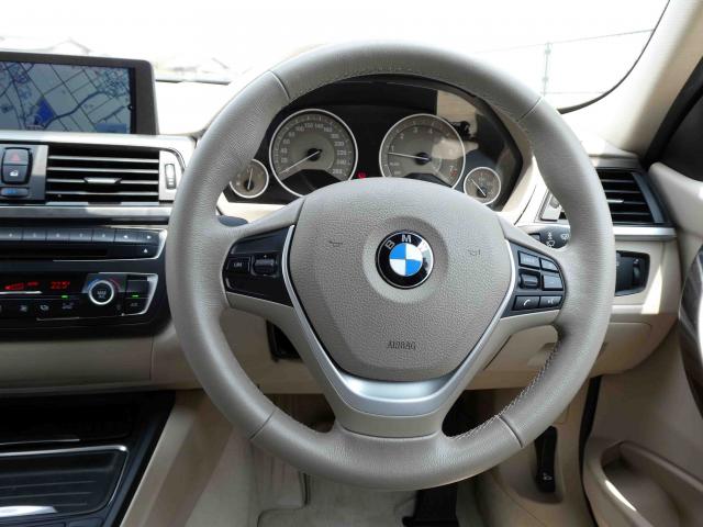 滋賀県中古車　BMW 3シリーズツーリング 320i ツーリングモダン