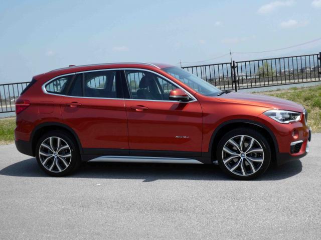 滋賀県中古車　BMW X1  xDrive18d アーバニスタ