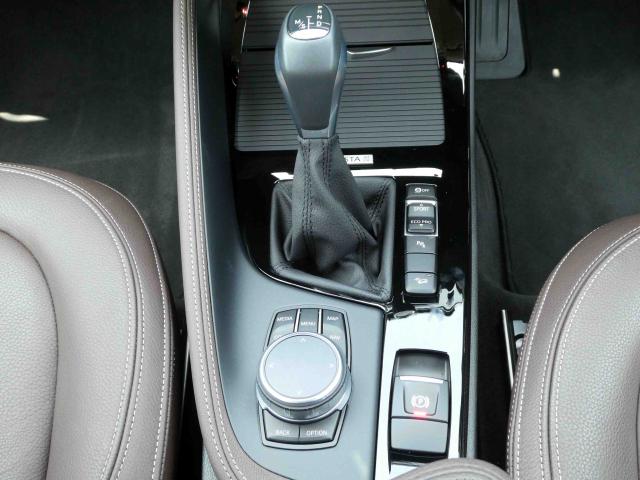 滋賀県中古車　BMW X1  xDrive18d アーバニスタ