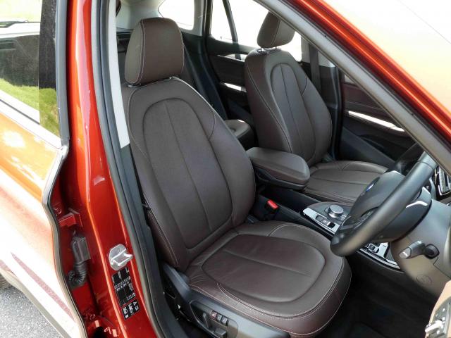 滋賀県中古車　BMW X1  xDrive18d アーバニスタ