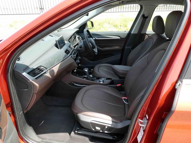 滋賀県中古車　BMW X1  xDrive18d アーバニスタ