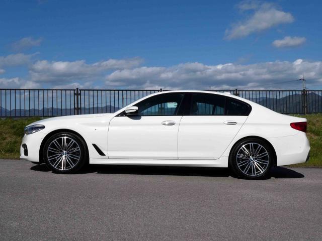 滋賀県中古車　BMW 5シリーズ 523d Mスポーツ