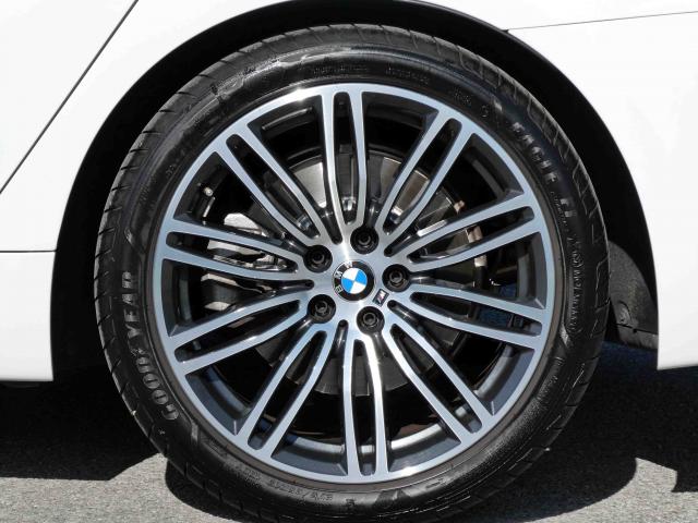滋賀県中古車　BMW 5シリーズ 523d Mスポーツ