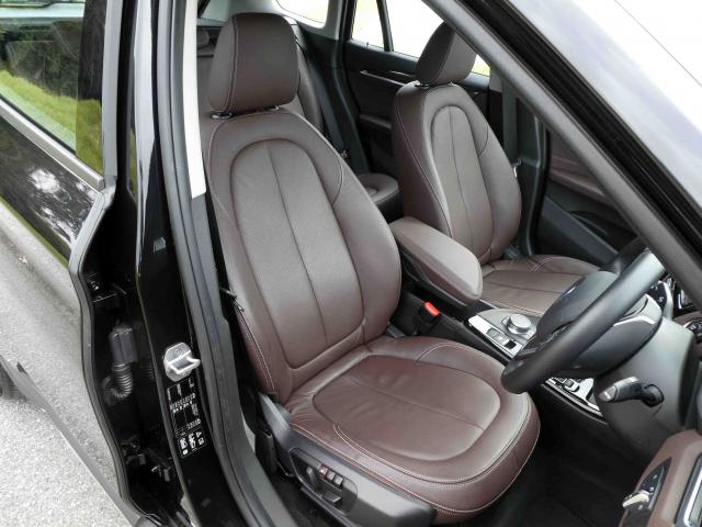 滋賀県中古車　BMW X1 xDrive18d Xライン