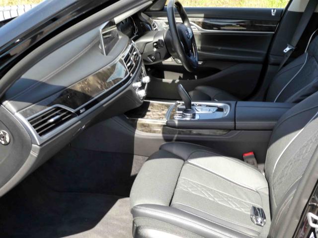 滋賀県中古車　BMW 7シリーズ 740d xDriveエクゼクティブ
