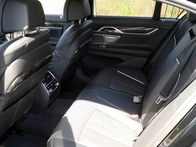滋賀県中古車　BMW 7シリーズ 740d xDriveエクゼクティブ