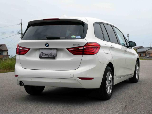 滋賀県中古車　BMW 2シリーズ 218i グランツアラー