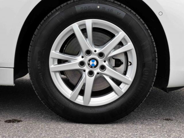 滋賀県中古車　BMW 2シリーズ 218i グランツアラー