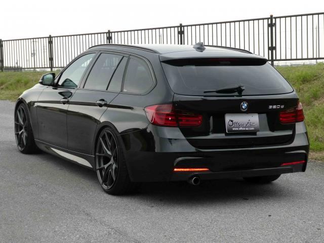 滋賀県中古車　BMW 3シリーズ　ツーリング 320d ツーリングＭスポーツ